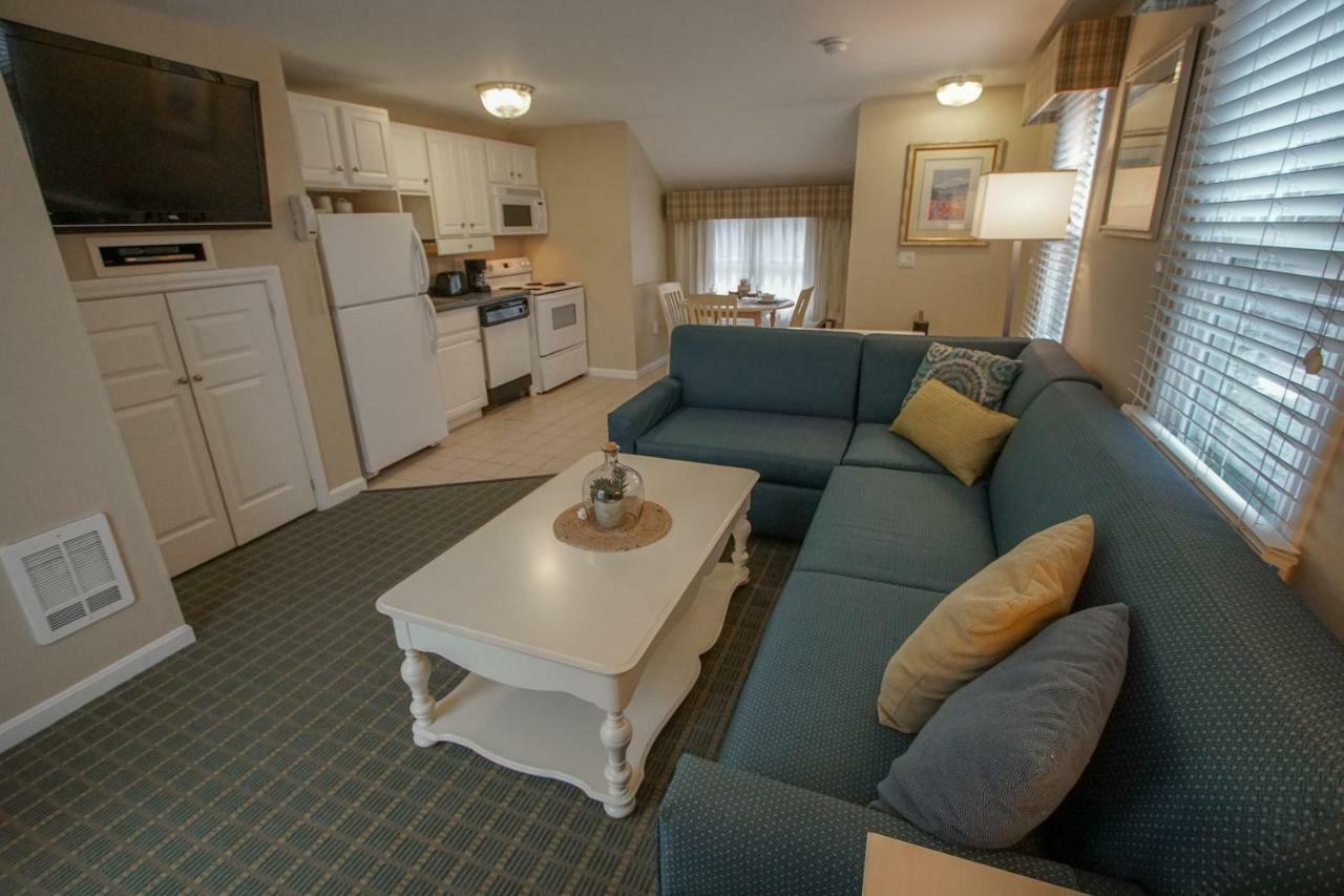 Cape Winds Hotel